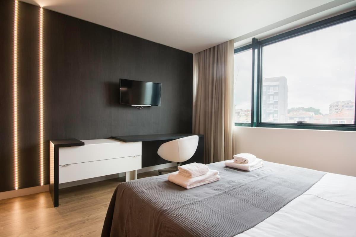 447 Gale Apartment Wifi, Parking 포르투 외부 사진