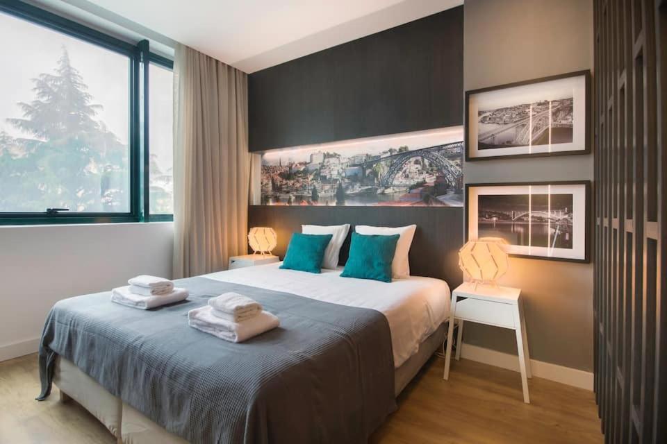 447 Gale Apartment Wifi, Parking 포르투 외부 사진