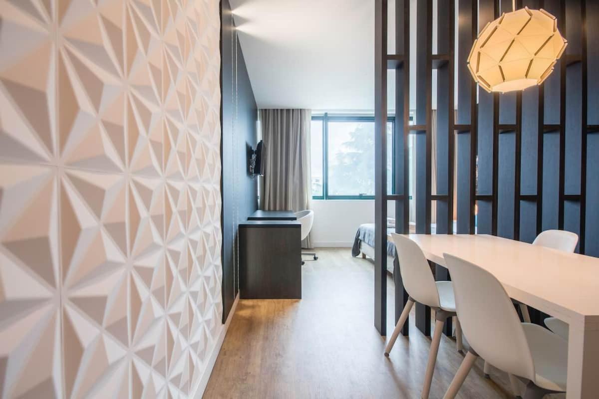447 Gale Apartment Wifi, Parking 포르투 외부 사진